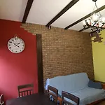 Mahalo House Vendégház *