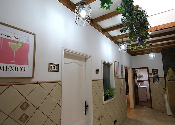 Гостевой дом Mahalo House *